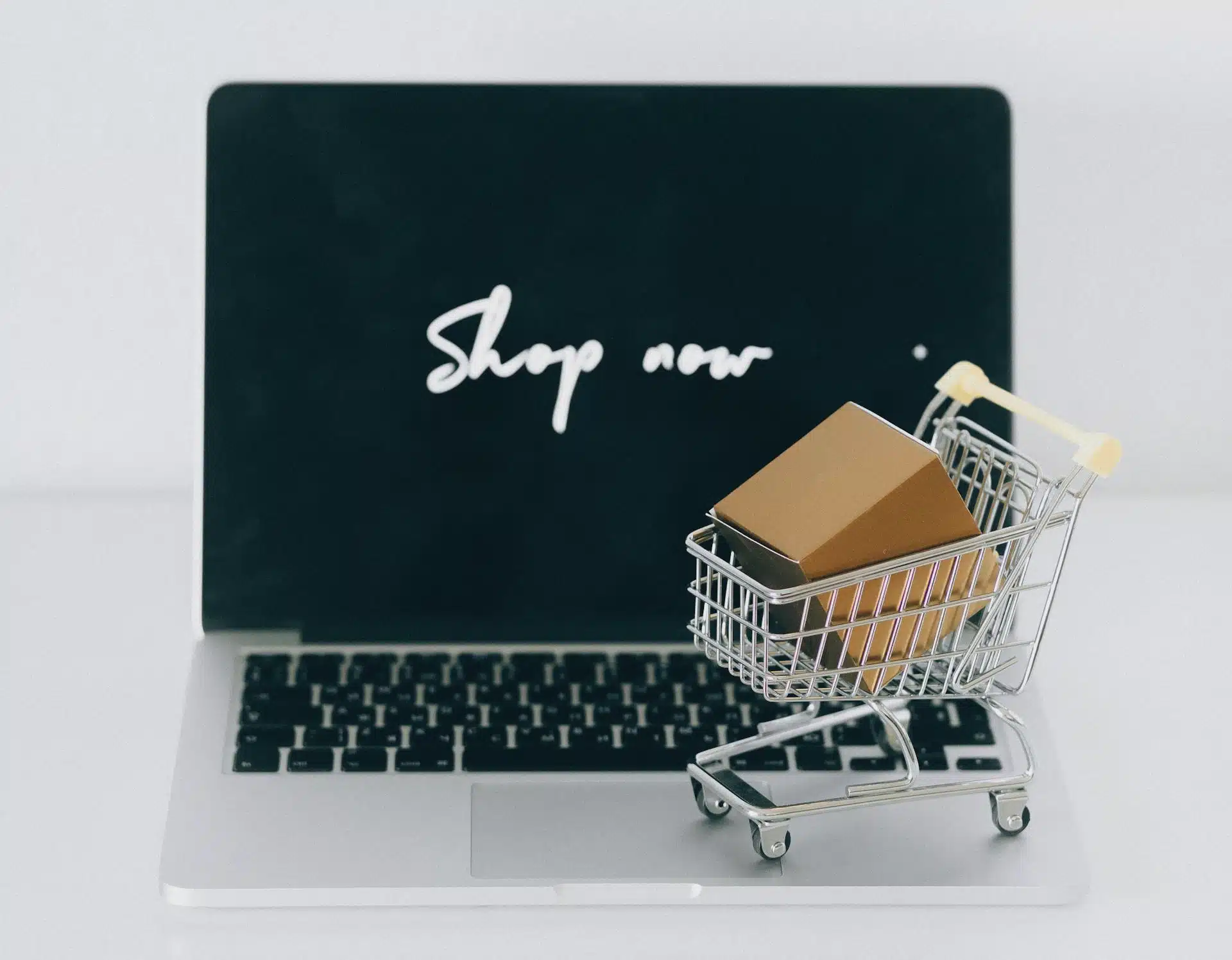 κατασκευή eshop σε χαμηλή τιμή